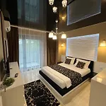 Sas 1 Luxury *