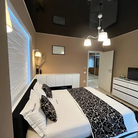 Sas 1 Luxury Мамая