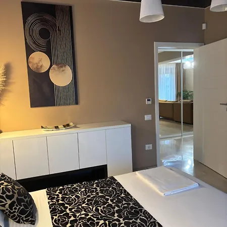 Sas 1 Luxury Apartment *