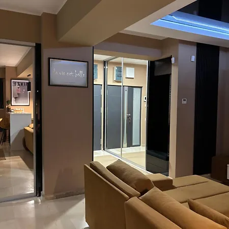 Sas 1 Luxury