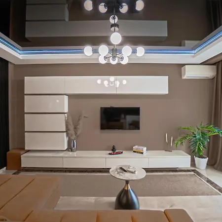 Sas 1 Luxury *