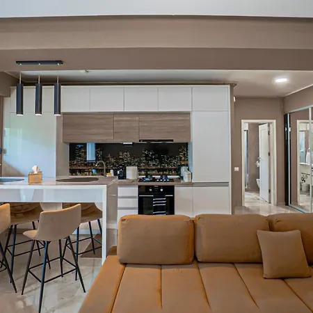 Sas 1 Luxury * Mamaia